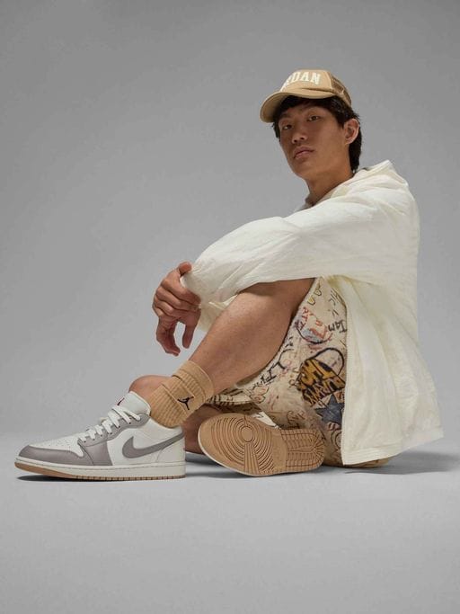 Men Air Jordan 1 Low Sneakers