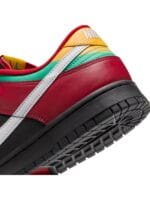 Dunk Low Retro LTD Sneakers
