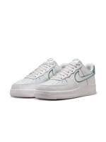 Men Air Force 1 '07 LV8 Sneakers