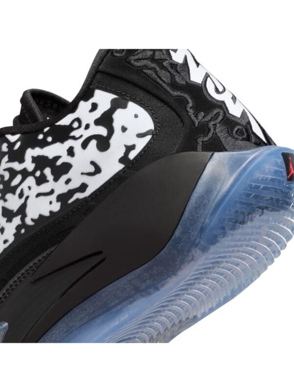 Men Zion 3 PF Sneakers