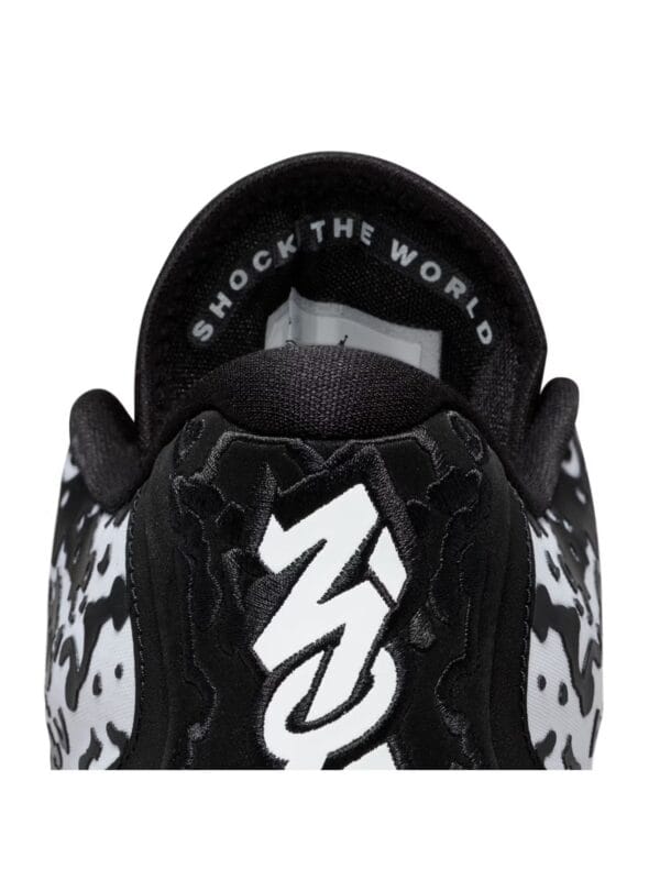 Men Zion 3 PF Sneakers