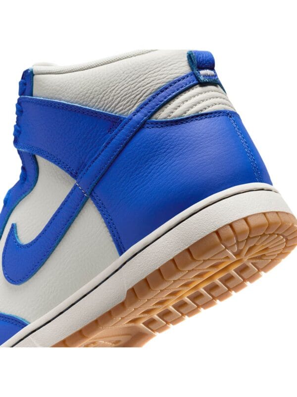 Dunk High Retro SE Sneakers